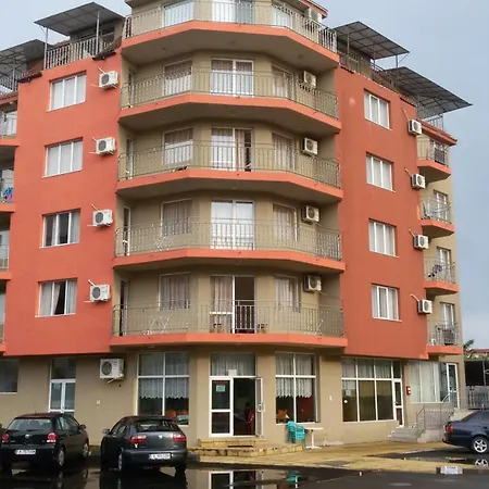 Pensiune къща нанси Sunny Beach